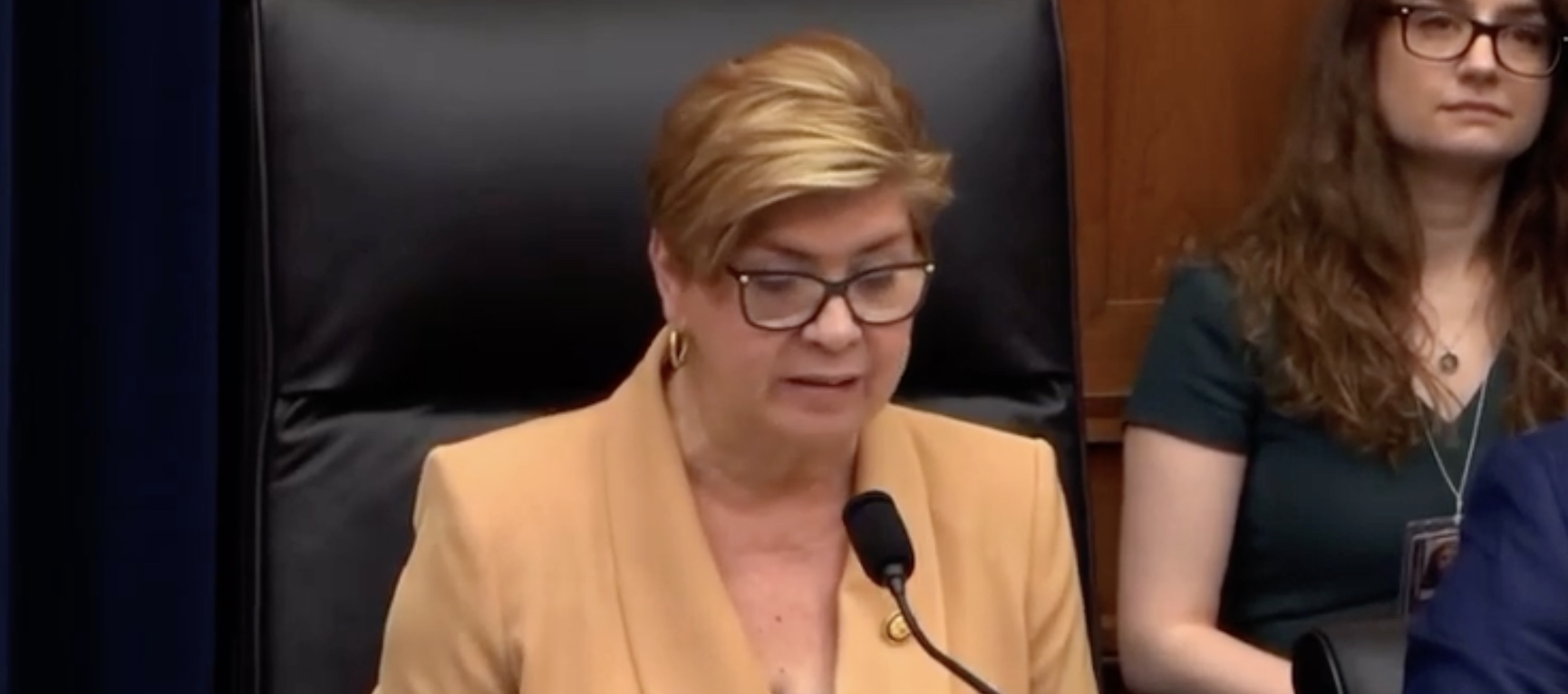 Screenshot/YouTube/Nellie Pou